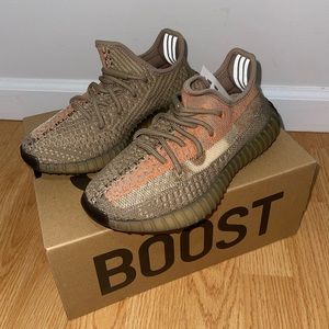 Yeezy Boost 350 V2 Sand Taupe